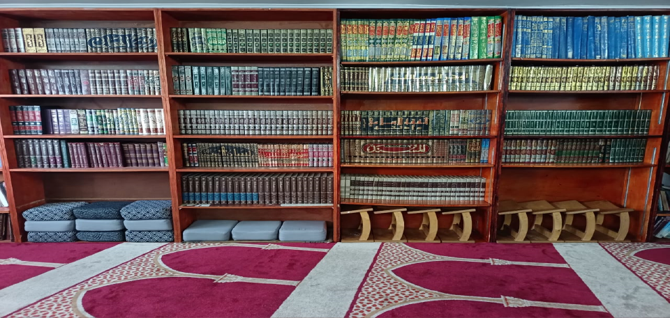 madrasah library image